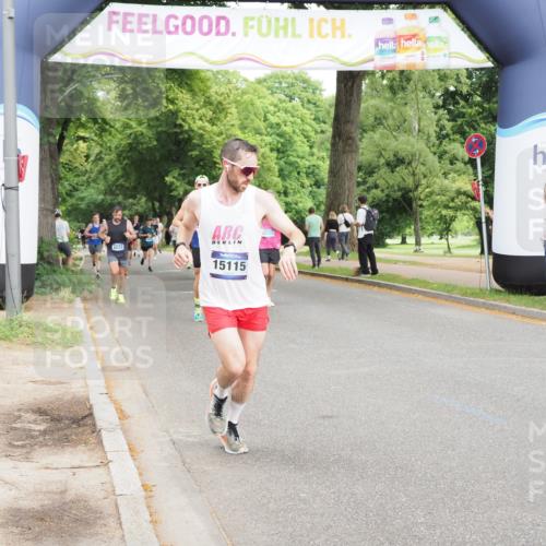 29.06.2025 - hella hamburg halbmarathon MichiJ http://msf.ph/oto/8220428 29.06.2025 10:24:16 Zwischen KM18-KM19 1344, 4050, 4740, 7466, 10771, 11559, 11898, 13419, 14603, 15115, 15991, 16964 meine-sportfotos.de