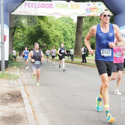 29.06.2025 - hella hamburg halbmarathon MichiJ http://msf.ph/oto/8220707 29.06.2025 10:24:19 Zwischen KM18-KM19 1562, 5554, 6032, 11559, 11898, 13419, 14603, 15115, 15991, 18220 meine-sportfotos.de