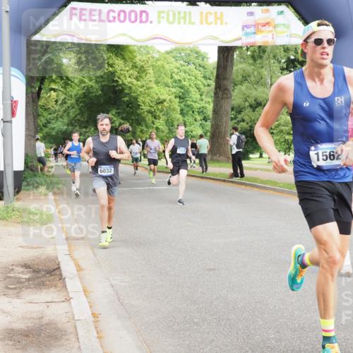 29.06.2025 - hella hamburg halbmarathon MichiJ http://msf.ph/oto/8220724 29.06.2025 10:24:19 Zwischen KM18-KM19 1562, 5554, 6032, 11559, 11898, 13419, 14603, 15115, 15991, 18220 meine-sportfotos.de