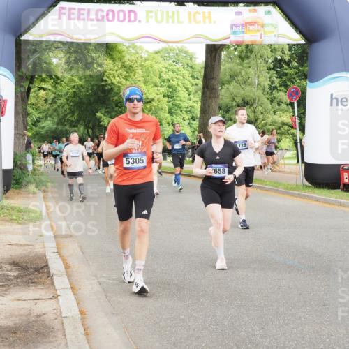 29.06.2025 - hella hamburg halbmarathon MichiJ http://msf.ph/oto/8220752 29.06.2025 10:48:45 Zwischen KM18-KM19 1188, 1568, 1726, 1823, 2582, 5299, 5305, 6602, 7658, 8730, 12125, 14574, 16128, 16145 meine-sportfotos.de