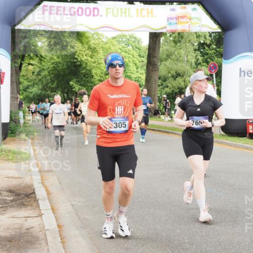 29.06.2025 - hella hamburg halbmarathon MichiJ http://msf.ph/oto/8220871 29.06.2025 10:48:45 Zwischen KM18-KM19 1188, 1568, 1726, 1823, 2582, 5299, 5305, 6602, 7658, 8730, 12125, 14574, 16128, 16145 meine-sportfotos.de