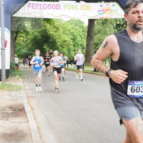 29.06.2025 - hella hamburg halbmarathon MichiJ http://msf.ph/oto/8220953 29.06.2025 10:24:21 Zwischen KM18-KM19 1562, 5554, 6032, 11559, 13419, 14603, 15115, 17306, 18220 meine-sportfotos.de