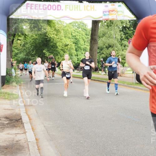 29.06.2025 - hella hamburg halbmarathon MichiJ http://msf.ph/oto/8221241 29.06.2025 10:48:47 Zwischen KM18-KM19 1726, 1823, 2582, 5299, 5305, 6602, 7636, 7658, 8730, 12125, 16128, 16145, 17383 meine-sportfotos.de