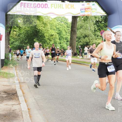 29.06.2025 - hella hamburg halbmarathon MichiJ http://msf.ph/oto/8221724 29.06.2025 10:48:49 Zwischen KM18-KM19 1726, 1823, 2582, 5299, 5305, 6602, 7636, 7658, 8730, 17383, 19242 meine-sportfotos.de