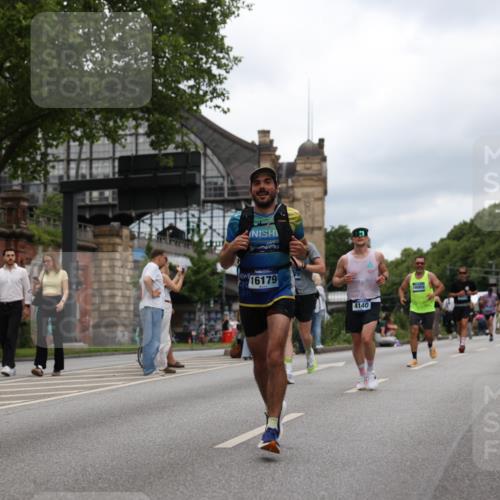 29.06.2025 - hella hamburg halbmarathon Yannick Fuchs http://msf.ph/oto/8221740 29.06.2025 10:46:07 20KM 2287, 2396, 2397, 2595, 4140, 4814, 5008, 5032, 5093, 5102, 5399, 5482, 6286, 6390, 6657, 7130, 7409, 7724, 7732, 8139, 8371, 8661, 8710, 8977, 9082, 9093, 9876, 10115, 11551, 12367, 12580, 13015, 13047, 13051, 13327, 13792, 14122, 14300, 14561, 15356, 15427, 15727, 15829, 15831, 16003, 16179, 16357, 16591, 17997, 18475, 18801, 18869, 18982 meine-sportfotos.de