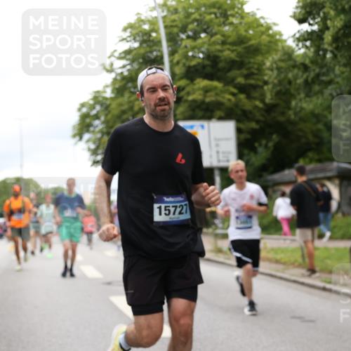 29.06.2025 - hella hamburg halbmarathon Yannick Fuchs http://msf.ph/oto/8222015 29.06.2025 10:46:08 20KM 2287, 2397, 2595, 4140, 4814, 4837, 5008, 5032, 5093, 5399, 5482, 6286, 6390, 6657, 7130, 7312, 7409, 7724, 7732, 8139, 8371, 8661, 8710, 8977, 9082, 9093, 9876, 10115, 11551, 12367, 12580, 13015, 13047, 13051, 13327, 13792, 14122, 14300, 14561, 15356, 15427, 15727, 15829, 15831, 16003, 16179, 16357, 16591, 17997, 18475, 18801, 18982 meine-sportfotos.de