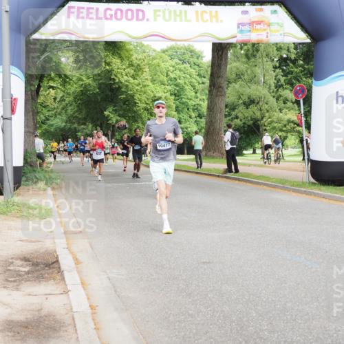 29.06.2025 - hella hamburg halbmarathon MichiJ http://msf.ph/oto/8222038 29.06.2025 10:24:32 Zwischen KM18-KM19 10477, 13252, 14629, 15621, 16123, 17022, 17643, 18183 meine-sportfotos.de