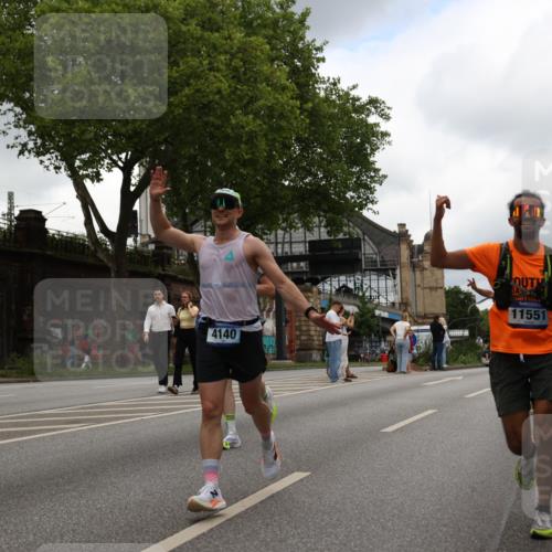 29.06.2025 - hella hamburg halbmarathon Yannick Fuchs http://msf.ph/oto/8222329 29.06.2025 10:46:10 20KM 2287, 2397, 2595, 4140, 4837, 5008, 5032, 5093, 5399, 5482, 6390, 7130, 7312, 7409, 7724, 7732, 8139, 8371, 8661, 8977, 9082, 9093, 9145, 9876, 10115, 11551, 12367, 12580, 13047, 13051, 13327, 14122, 14300, 14561, 15001, 15275, 15356, 15427, 15506, 15727, 15829, 15831, 16003, 16179, 16357, 16591, 17997, 18801, 18982 meine-sportfotos.de