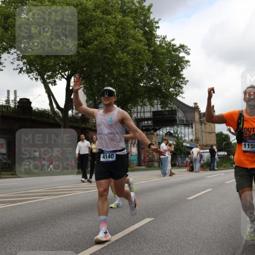 29.06.2025 - hella hamburg halbmarathon Yannick Fuchs http://msf.ph/oto/8222385 29.06.2025 10:46:10 20KM 2287, 2397, 2595, 4140, 4837, 5008, 5032, 5093, 5399, 5482, 6390, 7130, 7312, 7409, 7724, 7732, 8139, 8371, 8661, 8977, 9082, 9093, 9145, 9876, 10115, 11551, 12367, 12580, 13047, 13051, 13327, 14122, 14300, 14561, 15001, 15275, 15356, 15427, 15506, 15727, 15829, 15831, 16003, 16179, 16357, 16591, 17997, 18801, 18982 meine-sportfotos.de