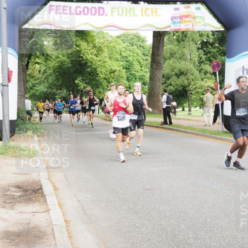 29.06.2025 - hella hamburg halbmarathon MichiJ http://msf.ph/oto/8222428 29.06.2025 10:24:36 Zwischen KM18-KM19 6704, 10477, 11120, 13798, 15348, 15621 meine-sportfotos.de