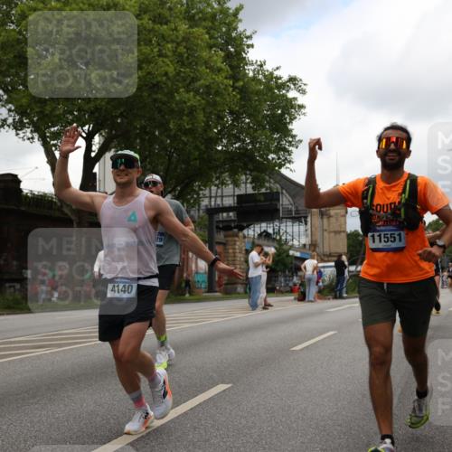29.06.2025 - hella hamburg halbmarathon Yannick Fuchs http://msf.ph/oto/8222429 29.06.2025 10:46:11 20KM 2287, 2397, 2595, 4140, 4557, 4837, 5032, 5093, 5399, 5482, 6390, 7130, 7312, 7409, 7724, 7732, 8139, 8661, 8977, 9082, 9093, 9145, 9876, 10115, 11459, 11551, 12367, 12580, 13047, 13051, 13327, 14122, 14300, 14561, 15001, 15275, 15356, 15427, 15506, 15727, 15829, 15831, 16003, 16179, 16357, 16591, 17997, 18801, 18982 meine-sportfotos.de