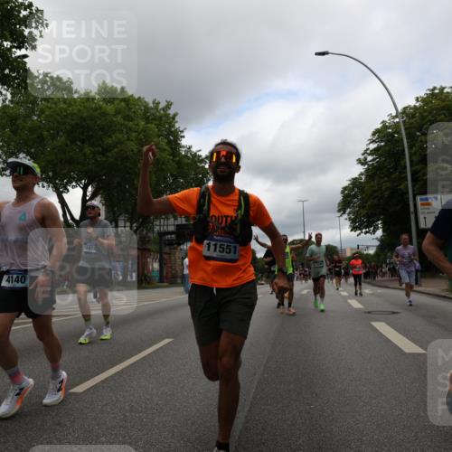 29.06.2025 - hella hamburg halbmarathon Yannick Fuchs http://msf.ph/oto/8222470 29.06.2025 10:46:11 20KM 2287, 2397, 2595, 4140, 4557, 4837, 5032, 5093, 5399, 5482, 6390, 7130, 7312, 7409, 7724, 7732, 8139, 8661, 8977, 9082, 9093, 9145, 9876, 10115, 11459, 11551, 12367, 12580, 13047, 13051, 13327, 14122, 14300, 14561, 15001, 15275, 15356, 15427, 15506, 15727, 15829, 15831, 16003, 16179, 16357, 16591, 17997, 18801, 18982 meine-sportfotos.de