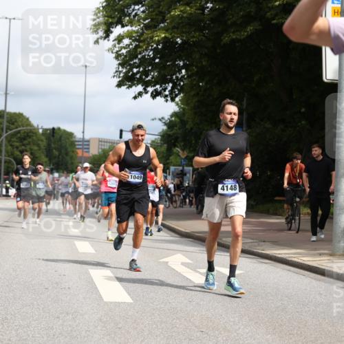 29.06.2025 - hella hamburg halbmarathon Yannick Fuchs http://msf.ph/oto/8222474 29.06.2025 10:33:10 20KM 1710, 2262, 2296, 2719, 2745, 2849, 3014, 3431, 4148, 5091, 5248, 6095, 6684, 7110, 8091, 9403, 10218, 11049, 11281, 11282, 11379, 12137, 12915, 13755, 14688, 14905, 15372, 16075, 16280, 17154, 17623, 17722, 18761, 19004, 19151 meine-sportfotos.de