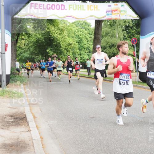 29.06.2025 - hella hamburg halbmarathon MichiJ http://msf.ph/oto/8222544 29.06.2025 10:24:38 Zwischen KM18-KM19 6704, 10477, 11120, 13798, 14622, 15348, 15931 meine-sportfotos.de