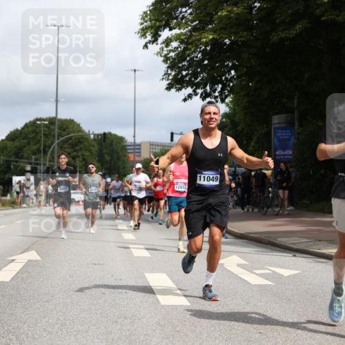 29.06.2025 - hella hamburg halbmarathon Yannick Fuchs http://msf.ph/oto/8222623 29.06.2025 10:33:10 20KM 1710, 2262, 2296, 2719, 2745, 2849, 3014, 3431, 4148, 5091, 5248, 6095, 6684, 7110, 8091, 9403, 10218, 11049, 11281, 11282, 11379, 12137, 12915, 13755, 14688, 14905, 15372, 16075, 16280, 17154, 17623, 17722, 18761, 19004, 19151 meine-sportfotos.de
