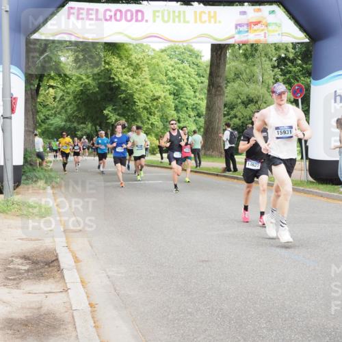 29.06.2025 - hella hamburg halbmarathon MichiJ http://msf.ph/oto/8222643 29.06.2025 10:24:38 Zwischen KM18-KM19 6704, 10477, 11120, 13798, 14622, 15348, 15931 meine-sportfotos.de