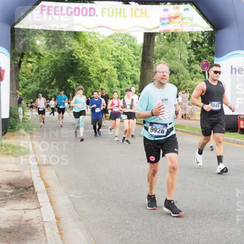 29.06.2025 - hella hamburg halbmarathon MichiJ http://msf.ph/oto/8222818 29.06.2025 10:48:53 Zwischen KM18-KM19 1674, 6602, 6752, 7636, 8045, 8478, 9928, 11968, 13868, 15859, 17383, 19242 meine-sportfotos.de