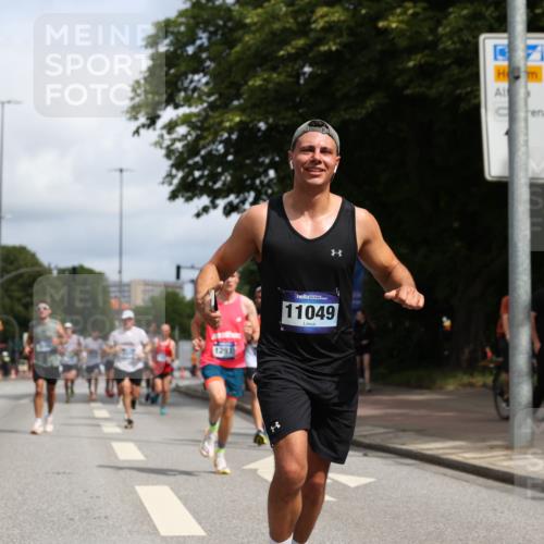 29.06.2025 - hella hamburg halbmarathon Yannick Fuchs http://msf.ph/oto/8222856 29.06.2025 10:33:11 20KM 1710, 2262, 2296, 2719, 2745, 2849, 3014, 3431, 4148, 5091, 5248, 6095, 6684, 7110, 8091, 9403, 10218, 11049, 11281, 11282, 11379, 12137, 12915, 13755, 14688, 14905, 15372, 16075, 16280, 17154, 17623, 17646, 17722, 18761, 19004, 19151 meine-sportfotos.de
