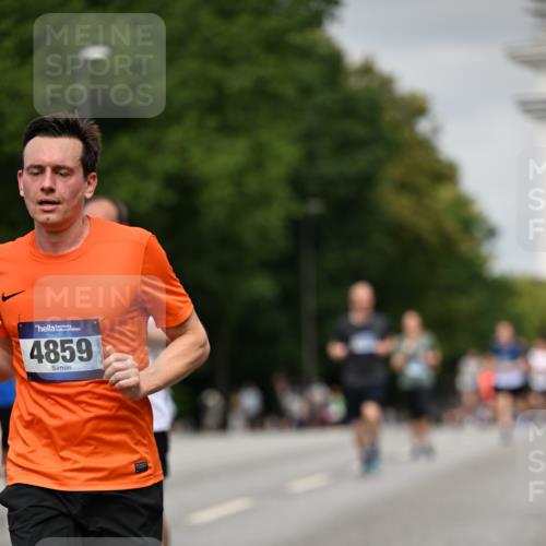 29.06.2025 - hella hamburg halbmarathon Dr. Thomas Lammeyer http://msf.ph/oto/8222881 29.06.2025 10:13:03 Kennedybrücke 1147, 1823, 2427, 2978, 3762, 4592, 4859, 5885, 6674, 7198, 9297, 9718, 9823, 9951, 9958, 10035, 10092, 10194, 10609, 10857 meine-sportfotos.de