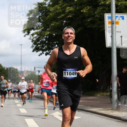29.06.2025 - hella hamburg halbmarathon Yannick Fuchs http://msf.ph/oto/8222936 29.06.2025 10:33:11 20KM 1710, 2262, 2296, 2719, 2745, 2849, 3014, 3431, 4148, 5091, 5248, 6095, 6684, 7110, 8091, 9403, 10218, 11049, 11281, 11282, 11379, 12137, 12915, 13755, 14688, 14905, 15372, 16075, 16280, 17154, 17623, 17646, 17722, 18761, 19004, 19151 meine-sportfotos.de