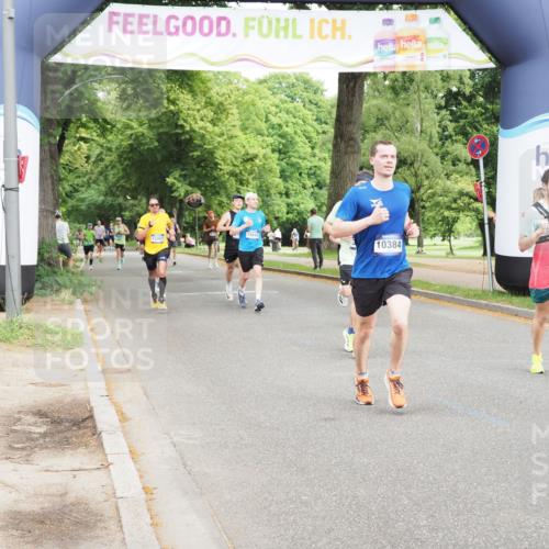 29.06.2025 - hella hamburg halbmarathon MichiJ http://msf.ph/oto/8222995 29.06.2025 10:24:42 Zwischen KM18-KM19 3809, 6704, 10384, 11120, 12044, 12447, 13798, 14622, 15348, 15415, 15931, 17691, 18237 meine-sportfotos.de