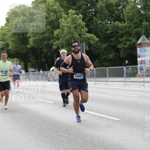 29.06.2025 - hella hamburg halbmarathon Jannik Wohlers http://msf.ph/oto/8223056 29.06.2025 10:27:29 Lombardsbrücke 1148, 2080, 3389, 5177, 5847, 6632, 7497, 7978, 9567, 9688, 11692, 11739, 12780, 12823, 13043, 13860, 15607, 15608, 16569, 16804, 16838, 18301, 18626 meine-sportfotos.de