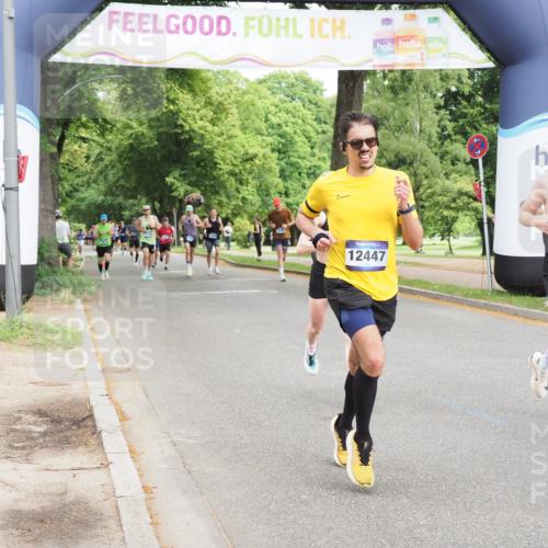 29.06.2025 - hella hamburg halbmarathon MichiJ http://msf.ph/oto/8223303 29.06.2025 10:24:45 Zwischen KM18-KM19 3809, 10384, 10877, 12044, 12447, 12462, 14622, 15415, 15931, 17691, 18237, 18841 meine-sportfotos.de