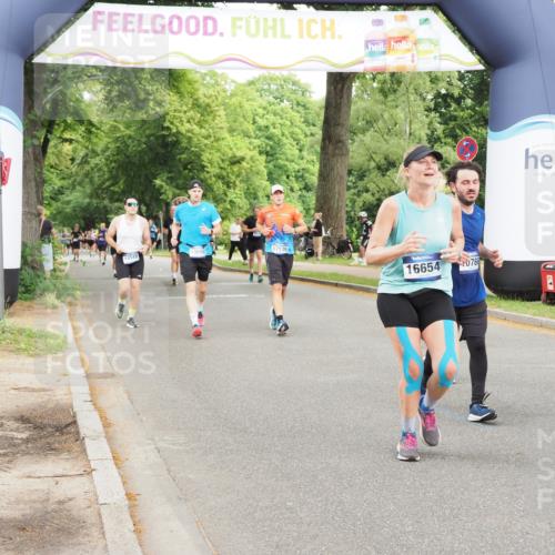 29.06.2025 - hella hamburg halbmarathon MichiJ http://msf.ph/oto/8223349 29.06.2025 10:48:57 Zwischen KM18-KM19 1674, 4095, 6674, 6752, 8045, 8478, 9928, 10766, 11670, 11968, 13699, 13868, 14456, 15859, 16654, 17136 meine-sportfotos.de