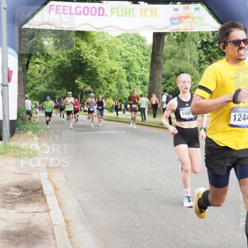 29.06.2025 - hella hamburg halbmarathon MichiJ http://msf.ph/oto/8223389 29.06.2025 10:24:46 Zwischen KM18-KM19 3809, 10384, 10877, 12044, 12447, 12462, 15415, 17691, 18237, 18841 meine-sportfotos.de