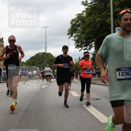 29.06.2025 - hella hamburg halbmarathon Yannick Fuchs http://msf.ph/oto/8223414 29.06.2025 10:46:13 20KM 2287, 2397, 2595, 4140, 4557, 4837, 5032, 5093, 5116, 5399, 5482, 6390, 6562, 7130, 7312, 7409, 7724, 7732, 8139, 8661, 8977, 9082, 9093, 9145, 9876, 10115, 11459, 11551, 12367, 12580, 13047, 13051, 13327, 14122, 14300, 14561, 15001, 15275, 15356, 15427, 15506, 15727, 15829, 15831, 16003, 16179, 16357, 16591, 18801 meine-sportfotos.de