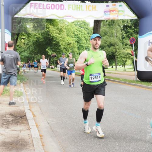 29.06.2025 - hella hamburg halbmarathon MichiJ http://msf.ph/oto/8223599 29.06.2025 10:24:51 Zwischen KM18-KM19 3843, 10877, 12462, 12514, 15701, 15959, 18259, 18841 meine-sportfotos.de