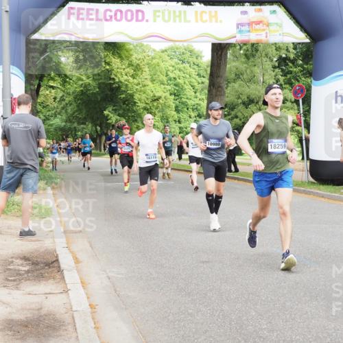 29.06.2025 - hella hamburg halbmarathon MichiJ http://msf.ph/oto/8223631 29.06.2025 10:24:53 Zwischen KM18-KM19 3843, 12514, 14875, 15701, 15959, 16119, 18259 meine-sportfotos.de