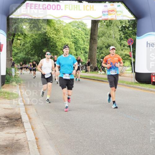 29.06.2025 - hella hamburg halbmarathon MichiJ http://msf.ph/oto/8223639 29.06.2025 10:48:58 Zwischen KM18-KM19 1674, 4095, 6674, 6752, 8045, 8478, 9928, 10766, 11670, 11968, 13699, 13868, 14348, 14456, 15859, 16654, 17136 meine-sportfotos.de