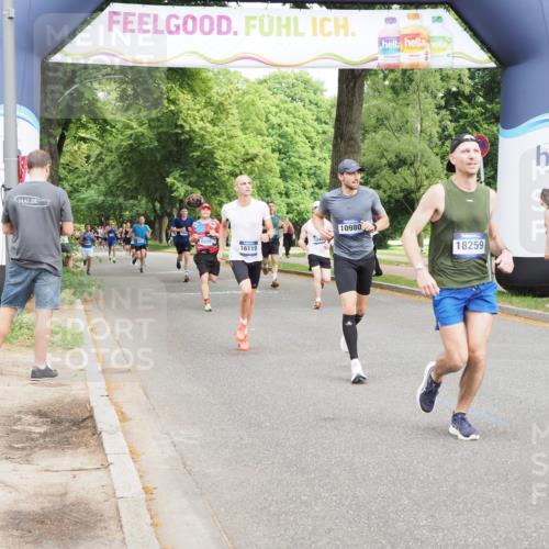 29.06.2025 - hella hamburg halbmarathon MichiJ http://msf.ph/oto/8223652 29.06.2025 10:24:54 Zwischen KM18-KM19 3843, 12514, 14875, 15701, 15959, 16119, 18259 meine-sportfotos.de