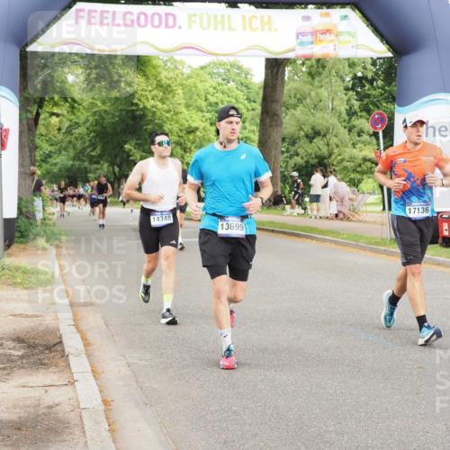 29.06.2025 - hella hamburg halbmarathon MichiJ http://msf.ph/oto/8223763 29.06.2025 10:48:59 Zwischen KM18-KM19 1674, 4095, 6674, 6752, 8478, 10766, 11670, 11968, 13699, 13868, 14348, 14456, 15859, 16654, 17136 meine-sportfotos.de