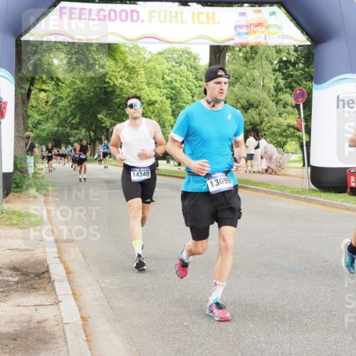 29.06.2025 - hella hamburg halbmarathon MichiJ http://msf.ph/oto/8223806 29.06.2025 10:48:59 Zwischen KM18-KM19 1674, 4095, 6674, 6752, 8478, 10766, 11670, 11968, 13699, 13868, 14348, 14456, 15859, 16654, 17136 meine-sportfotos.de