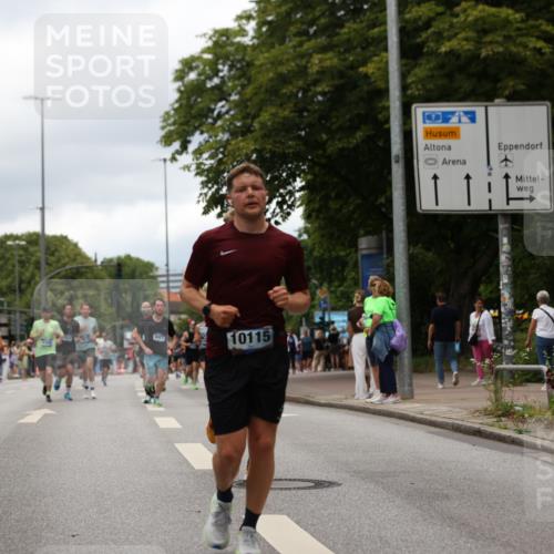 29.06.2025 - hella hamburg halbmarathon Yannick Fuchs http://msf.ph/oto/8223812 29.06.2025 10:46:17 20KM 2287, 2595, 4140, 4557, 4558, 4837, 5032, 5093, 5116, 5378, 5399, 5482, 6164, 6390, 6561, 6562, 7130, 7312, 7409, 7724, 7732, 7896, 8139, 8661, 8720, 8977, 9082, 9093, 9145, 9876, 10115, 11459, 12367, 13047, 13051, 13327, 14122, 14300, 14561, 15001, 15144, 15275, 15427, 15446, 15506, 15690, 15829, 16003, 16357, 18801 meine-sportfotos.de