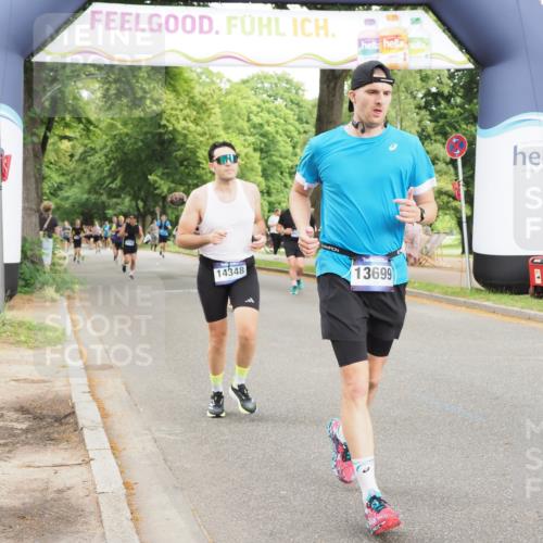 29.06.2025 - hella hamburg halbmarathon MichiJ http://msf.ph/oto/8223845 29.06.2025 10:49:00 Zwischen KM18-KM19 4095, 6674, 6752, 10766, 11670, 11968, 13699, 13868, 14348, 14456, 15539, 15859, 16654, 17136 meine-sportfotos.de