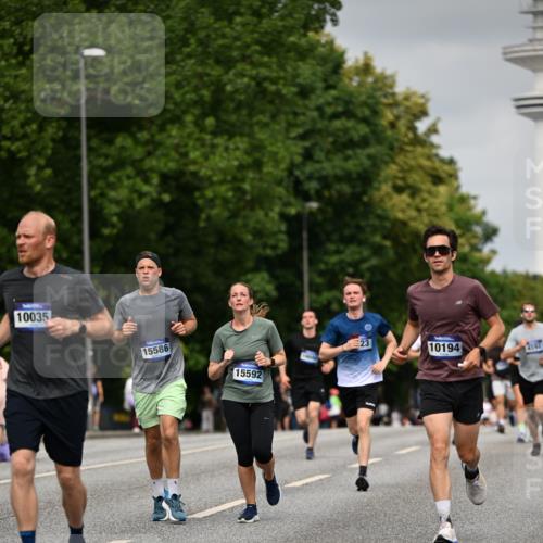 29.06.2025 - hella hamburg halbmarathon Dr. Thomas Lammeyer http://msf.ph/oto/8223895 29.06.2025 10:13:08 Kennedybrücke 1823, 2427, 3762, 4592, 4859, 7081, 7198, 9297, 9306, 9823, 9951, 9958, 10035, 10092, 10194, 10609 meine-sportfotos.de