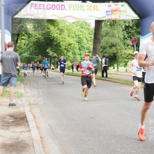 29.06.2025 - hella hamburg halbmarathon MichiJ http://msf.ph/oto/8223904 29.06.2025 10:24:55 Zwischen KM18-KM19 3843, 12488, 12514, 14875, 15701, 15959, 16119, 18259 meine-sportfotos.de