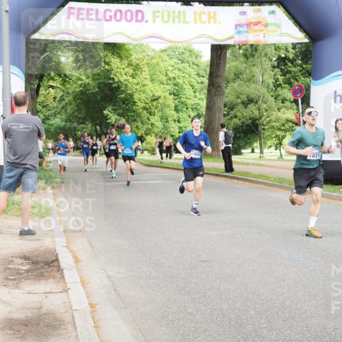 29.06.2025 - hella hamburg halbmarathon MichiJ http://msf.ph/oto/8224019 29.06.2025 10:24:57 Zwischen KM18-KM19 6829, 7831, 12488, 12514, 14875, 15701, 15959, 16119, 18259, 18600 meine-sportfotos.de