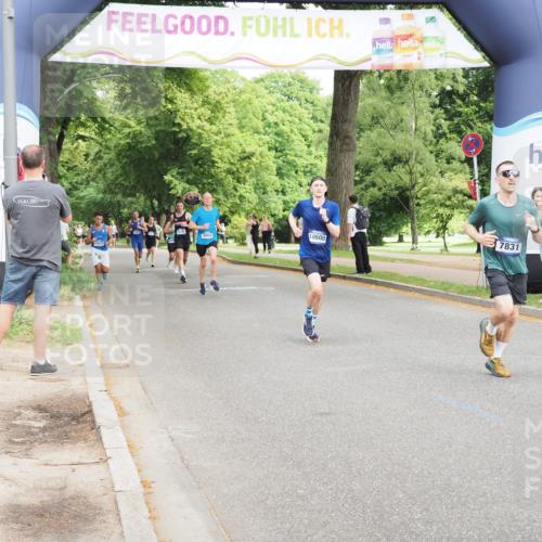 29.06.2025 - hella hamburg halbmarathon MichiJ http://msf.ph/oto/8224033 29.06.2025 10:24:58 Zwischen KM18-KM19 6829, 7831, 12488, 14875, 16119, 18259, 18600 meine-sportfotos.de