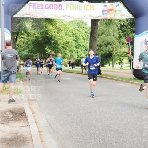 29.06.2025 - hella hamburg halbmarathon MichiJ http://msf.ph/oto/8224058 29.06.2025 10:24:58 Zwischen KM18-KM19 6829, 7831, 12488, 14875, 16119, 18259, 18600 meine-sportfotos.de