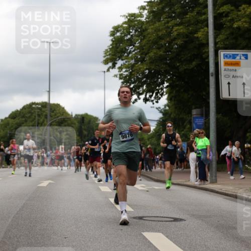 29.06.2025 - hella hamburg halbmarathon Yannick Fuchs http://msf.ph/oto/8224154 29.06.2025 10:46:24 20KM 2287, 2595, 3715, 4557, 4558, 4837, 5032, 5093, 5116, 5378, 5399, 5482, 6164, 6390, 6561, 6562, 7130, 7312, 7475, 7732, 7896, 8139, 8172, 8316, 8661, 8720, 8977, 9093, 9145, 9876, 10115, 11459, 12135, 13301, 13327, 14300, 14791, 15001, 15144, 15275, 15427, 15446, 15506, 15690, 16320, 16357, 17773, 18801 meine-sportfotos.de