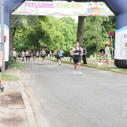 29.06.2025 - hella hamburg halbmarathon MichiJ http://msf.ph/oto/8224573 29.06.2025 10:25:09 Zwischen KM18-KM19 2774, 6990, 11620, 15161, 17612 meine-sportfotos.de