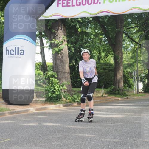 29.06.2025 - hella hamburg halbmarathon KatJ http://msf.ph/oto/8224714 29.06.2025 09:39:00 Zwischen KM18-KM19  meine-sportfotos.de
