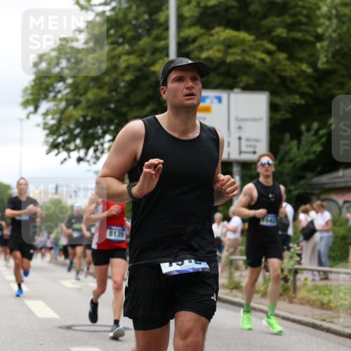 29.06.2025 - hella hamburg halbmarathon Yannick Fuchs http://msf.ph/oto/8224747 29.06.2025 10:46:27 20KM 2444, 2814, 3258, 3715, 4121, 4557, 4558, 4837, 5032, 5093, 5116, 5378, 5399, 5482, 6164, 6561, 6562, 7130, 7178, 7312, 7475, 7732, 7896, 8139, 8172, 8316, 8720, 8977, 9093, 9145, 9876, 11459, 12135, 12519, 13211, 13301, 13327, 14300, 14791, 15001, 15144, 15275, 15427, 15446, 15506, 15690, 16320, 16357, 17130, 17773, 18801 meine-sportfotos.de