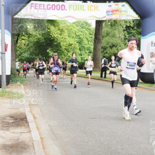 29.06.2025 - hella hamburg halbmarathon MichiJ http://msf.ph/oto/8224896 29.06.2025 10:25:17 Zwischen KM18-KM19 2121, 5042, 6993, 11304, 13991, 14601, 14789 meine-sportfotos.de