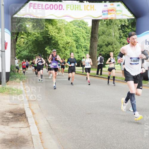 29.06.2025 - hella hamburg halbmarathon MichiJ http://msf.ph/oto/8224913 29.06.2025 10:25:17 Zwischen KM18-KM19 2121, 5042, 6993, 11304, 13991, 14601, 14789 meine-sportfotos.de