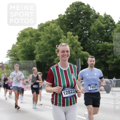 29.06.2025 - hella hamburg halbmarathon Jannik Wohlers http://msf.ph/oto/8224949 29.06.2025 10:27:35 Lombardsbrücke 1148, 5177, 5847, 6632, 7497, 8215, 9567, 11692, 11739, 12780, 12823, 12842, 13568, 13678, 13860, 14155, 15607, 15608, 16569, 16804 meine-sportfotos.de